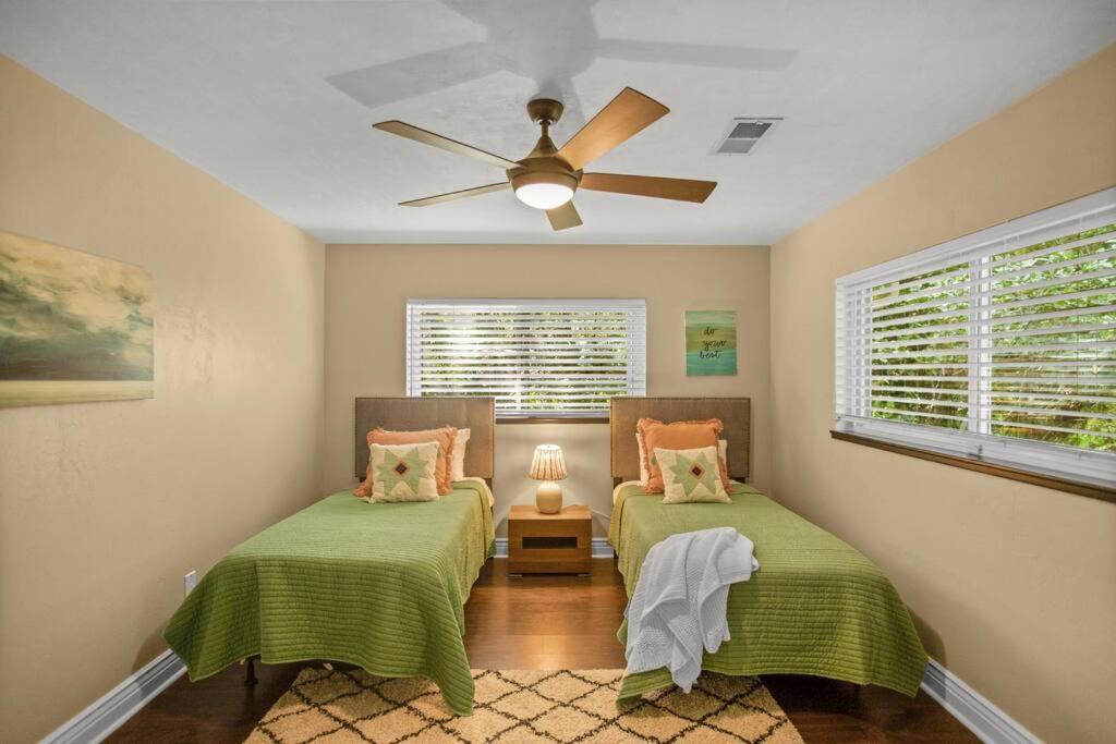 Uf Sunshine House - Patio & Bbq - Chef Kitchen - Ev Car Station - Upscale Neighborhood! Villa Gainesville Exterior photo
